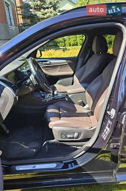Позашляховик / Кросовер BMW X4 2021 в 