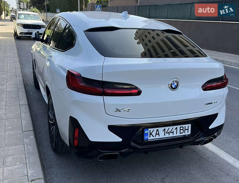 Внедорожник / Кроссовер BMW X4 2022 в Киеве