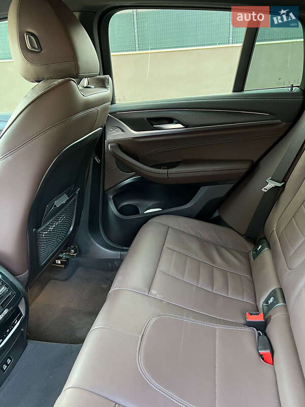 Внедорожник / Кроссовер BMW X4 2022 в Киеве