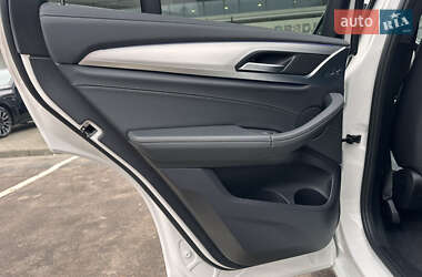 Внедорожник / Кроссовер BMW X4 2019 в 