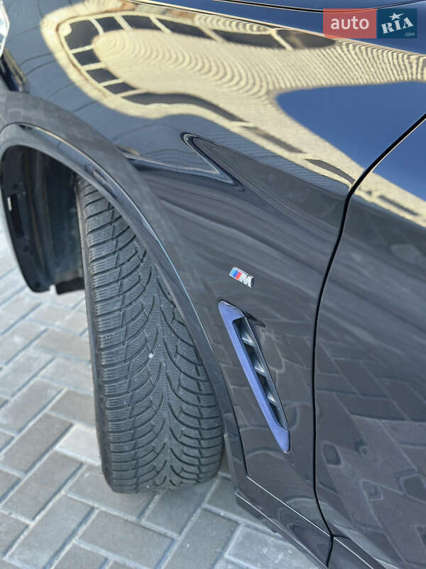 Внедорожник / Кроссовер BMW X4 2019 в Киеве