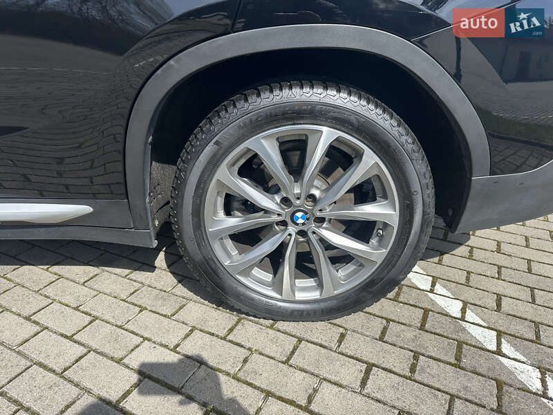 Внедорожник / Кроссовер BMW X4 2019 в Львове