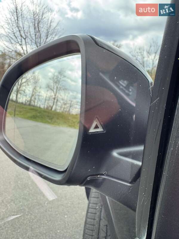 Внедорожник / Кроссовер BMW X4 2015 в Киеве