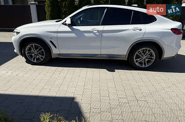 Позашляховик / Кросовер BMW X4 2021 в 