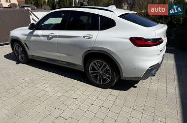 Позашляховик / Кросовер BMW X4 2021 в 