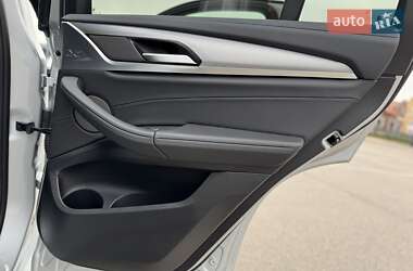 Внедорожник / Кроссовер BMW X4 2020 в 
