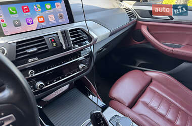 Внедорожник / Кроссовер BMW X4 2020 в 