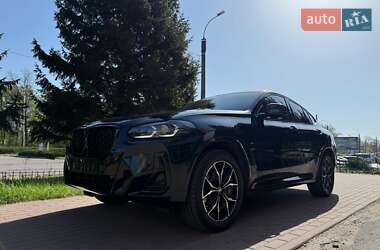 Позашляховик / Кросовер BMW X4 2022 в 