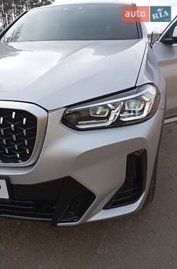 Позашляховик / Кросовер BMW X4 2021 в 