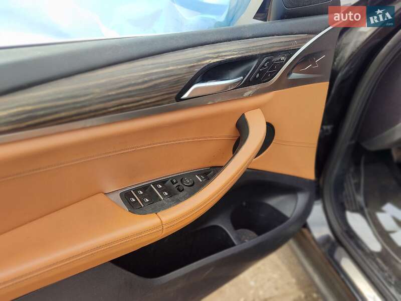 Внедорожник / Кроссовер BMW X4 2019 в Стрые