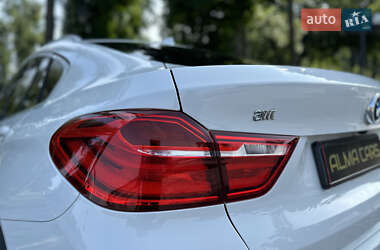 Позашляховик / Кросовер BMW X4 2016 в 