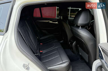 Внедорожник / Кроссовер BMW X4 2022 в 