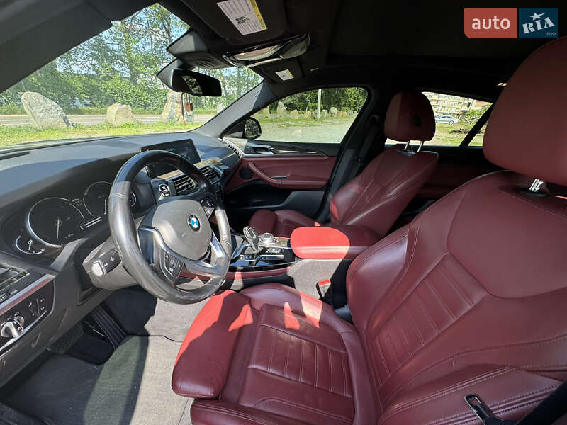 Внедорожник / Кроссовер BMW X4 2019 в Львове