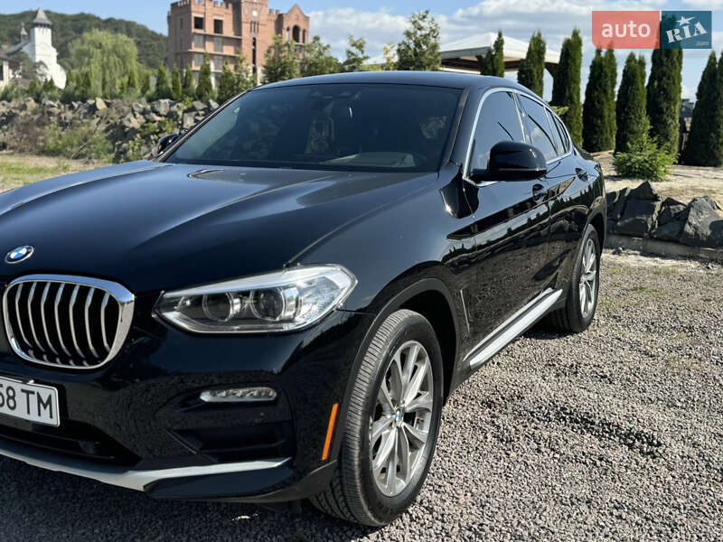 Внедорожник / Кроссовер BMW X4 2019 в Львове