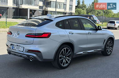 Внедорожник / Кроссовер BMW X4 2018 в 