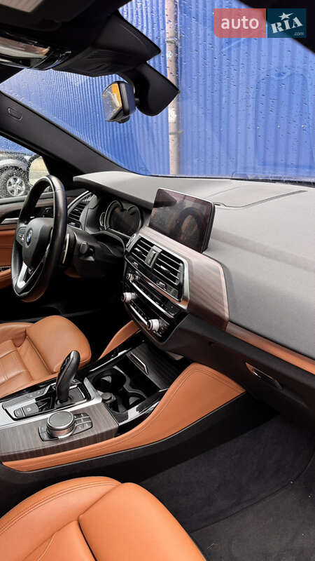 Внедорожник / Кроссовер BMW X4 2019 в Черкассах