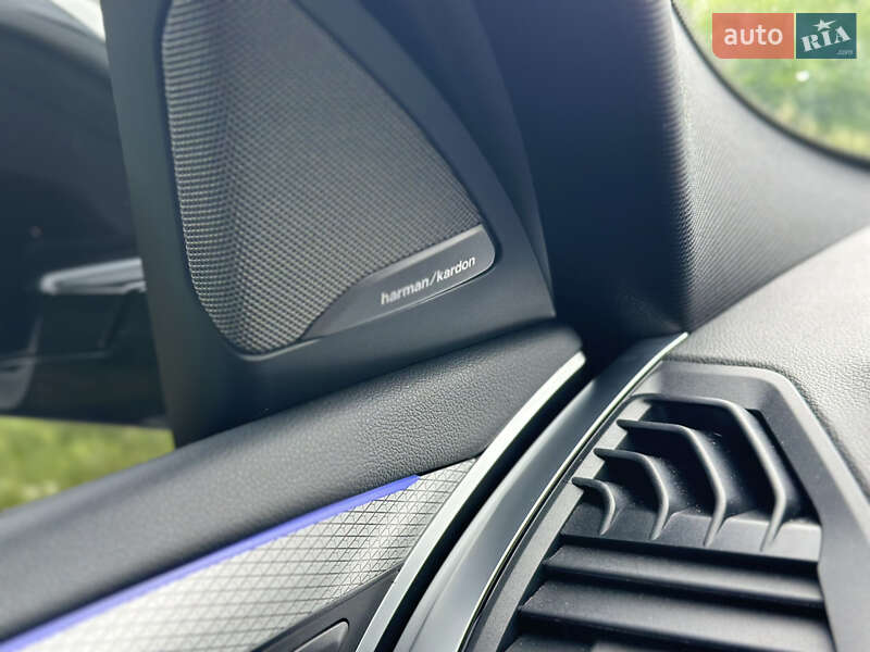 Внедорожник / Кроссовер BMW X4 2020 в Киеве