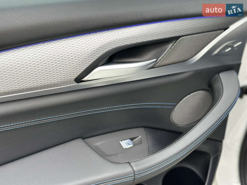 Внедорожник / Кроссовер BMW X4 2020 в Киеве