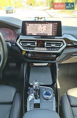 Внедорожник / Кроссовер BMW X4 2022 в Киеве