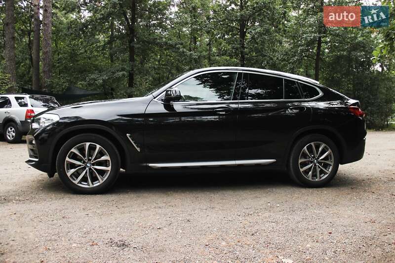 Внедорожник / Кроссовер BMW X4 2018 в Киеве