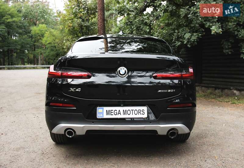 Внедорожник / Кроссовер BMW X4 2018 в Киеве