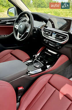 Внедорожник / Кроссовер BMW X4 2025 в Киеве