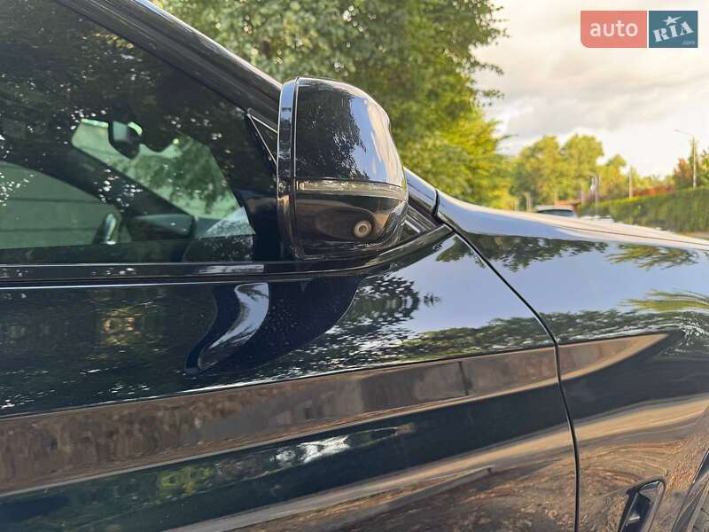 Внедорожник / Кроссовер BMW X4 2018 в Киеве