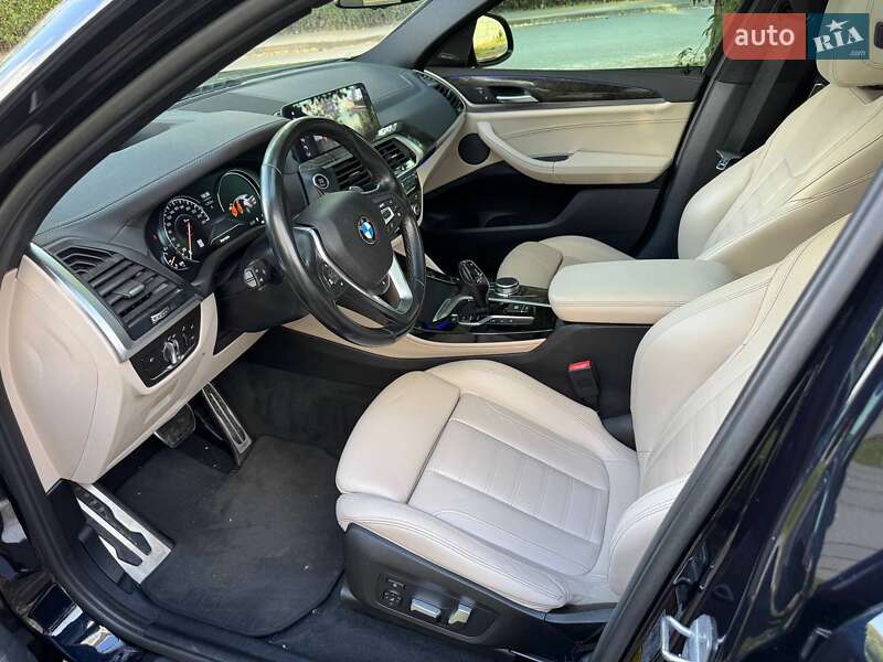 Внедорожник / Кроссовер BMW X4 2018 в Киеве