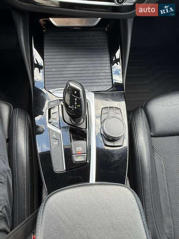 Внедорожник / Кроссовер BMW X4 2018 в Каменец-Подольском