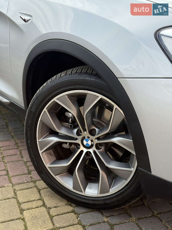 Внедорожник / Кроссовер BMW X4 2015 в Дрогобыче