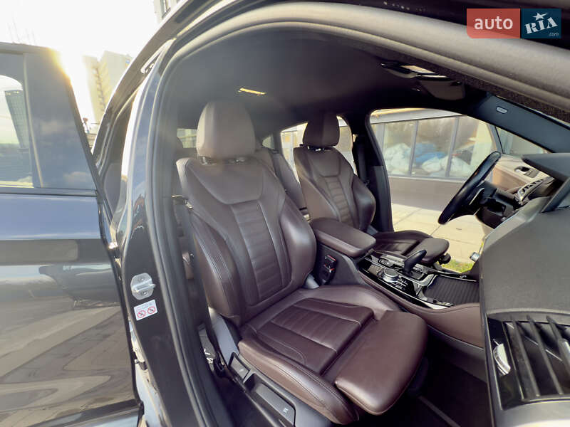 Внедорожник / Кроссовер BMW X4 2020 в Луцке