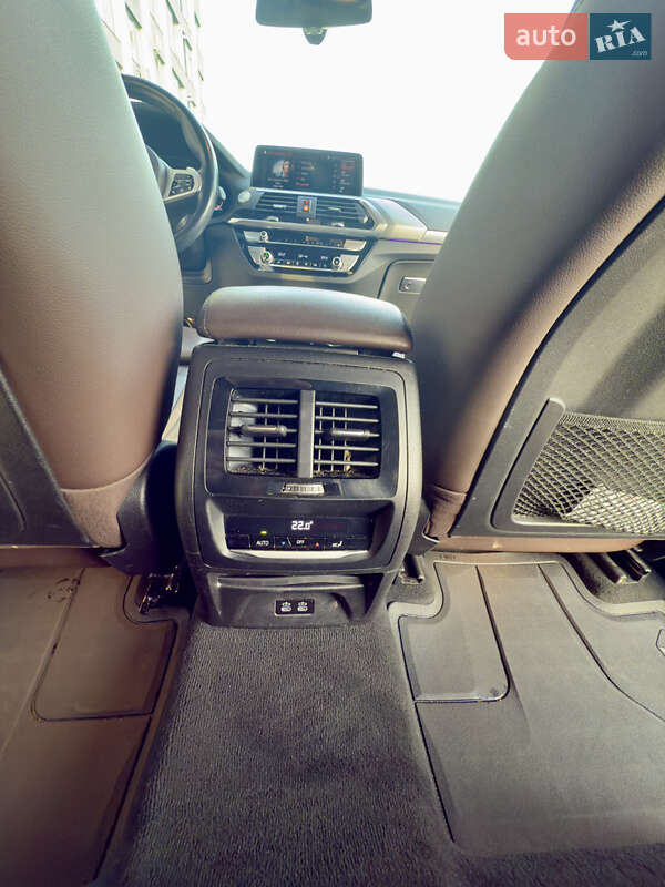 Внедорожник / Кроссовер BMW X4 2020 в Луцке