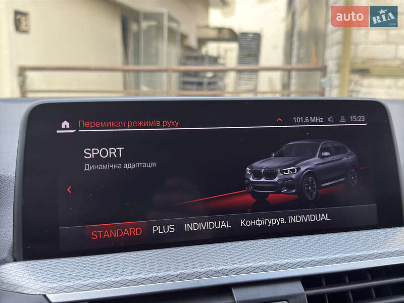 Внедорожник / Кроссовер BMW X4 2020 в Луцке