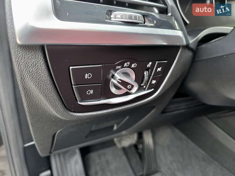 Внедорожник / Кроссовер BMW X4 2021 в Самборе