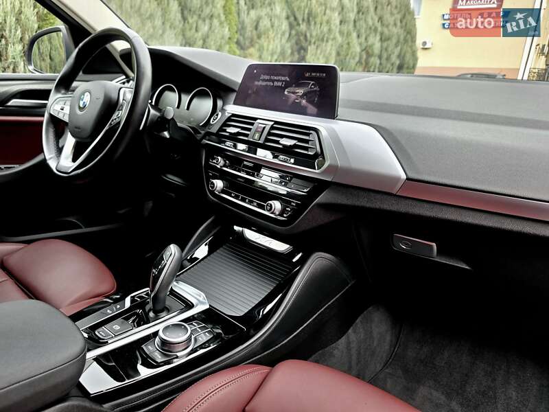 Внедорожник / Кроссовер BMW X4 2021 в Самборе