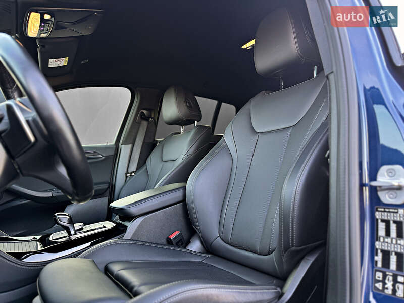 Внедорожник / Кроссовер BMW X4 2022 в Буче