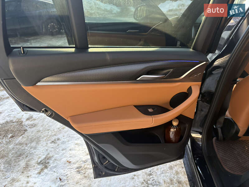 Внедорожник / Кроссовер BMW X4 2022 в Львове