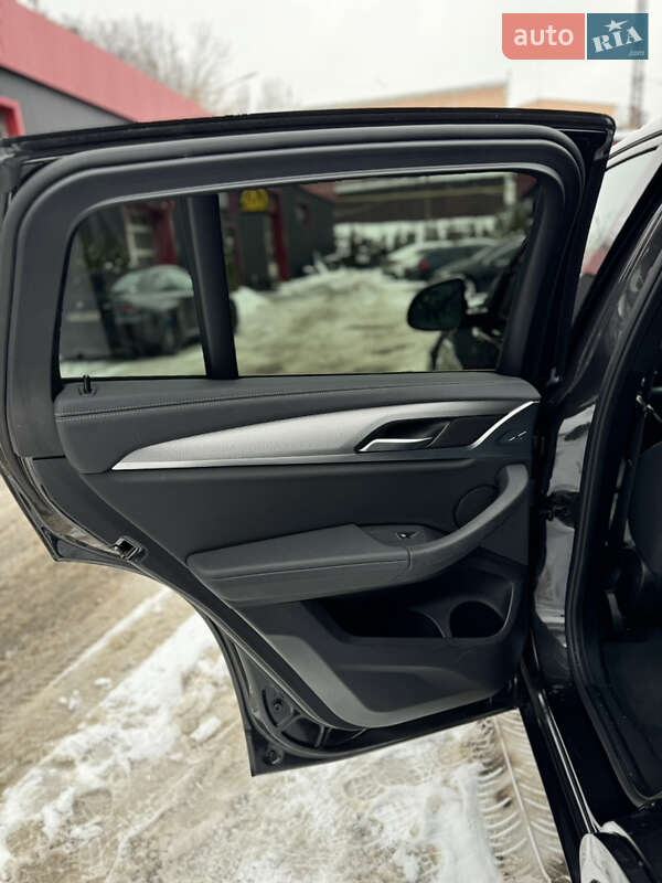 Позашляховик / Кросовер BMW X4 2019 в Києві фото 15 Позашляховик / Кросовер BMW X4 2019 в Києві