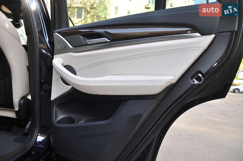 Внедорожник / Кроссовер BMW X4 2018 в Одессе