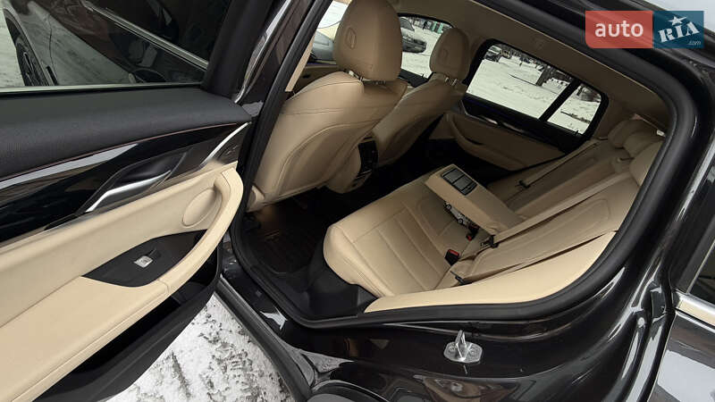 Позашляховик / Кросовер BMW X4 2022 в Краснограді