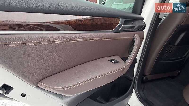 Внедорожник / Кроссовер BMW X4 2016 в Луцке