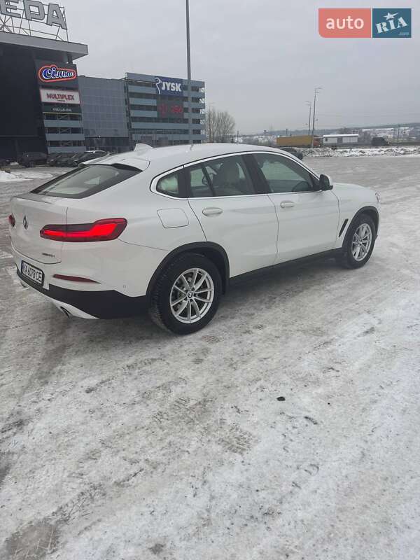 Внедорожник / Кроссовер BMW X4 2021 в Киеве