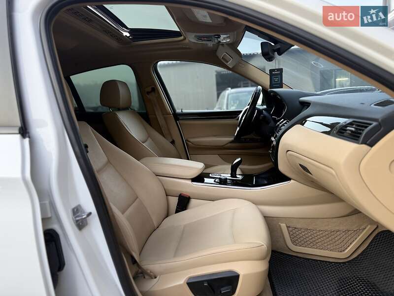 Позашляховик / Кросовер BMW X4 2015 в Львові