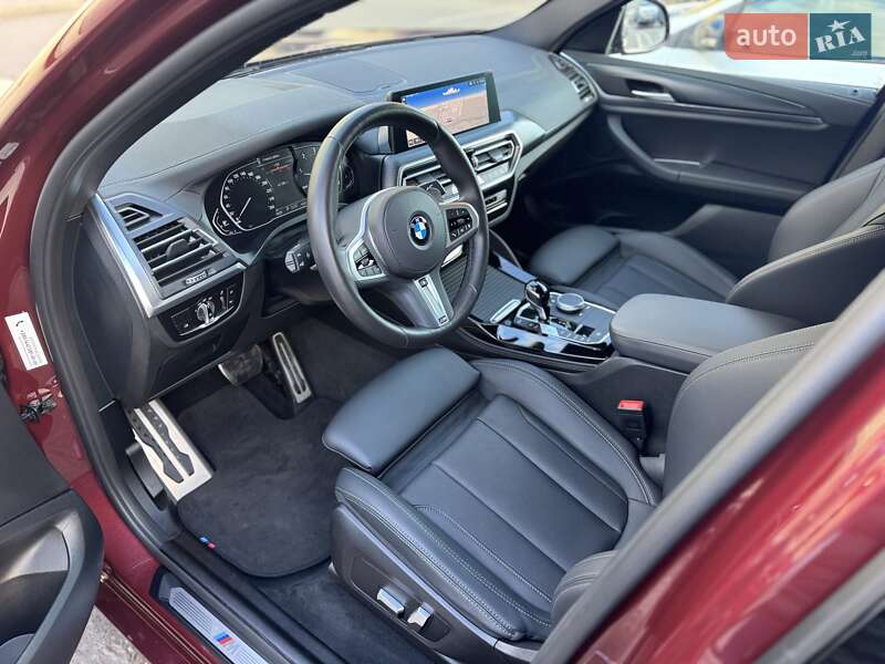 Внедорожник / Кроссовер BMW X4 2022 в Киеве