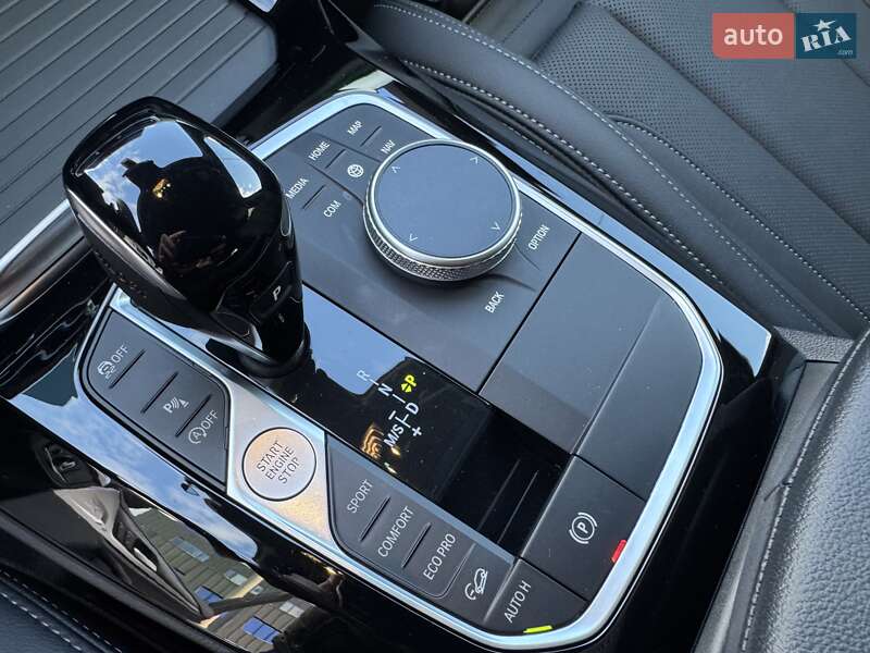 Внедорожник / Кроссовер BMW X4 2022 в Киеве
