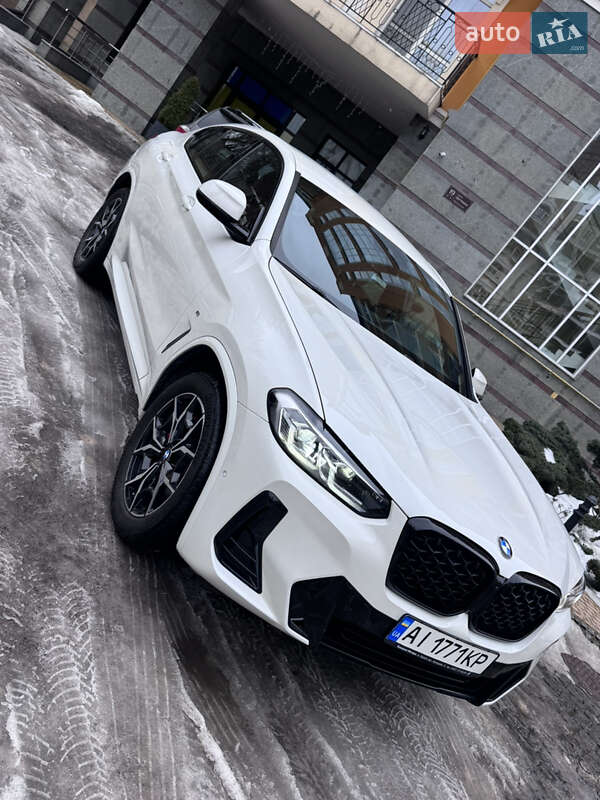 Внедорожник / Кроссовер BMW X4 2022 в Киеве