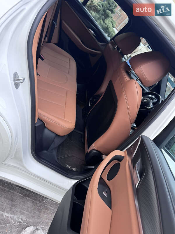 Внедорожник / Кроссовер BMW X4 2022 в Киеве