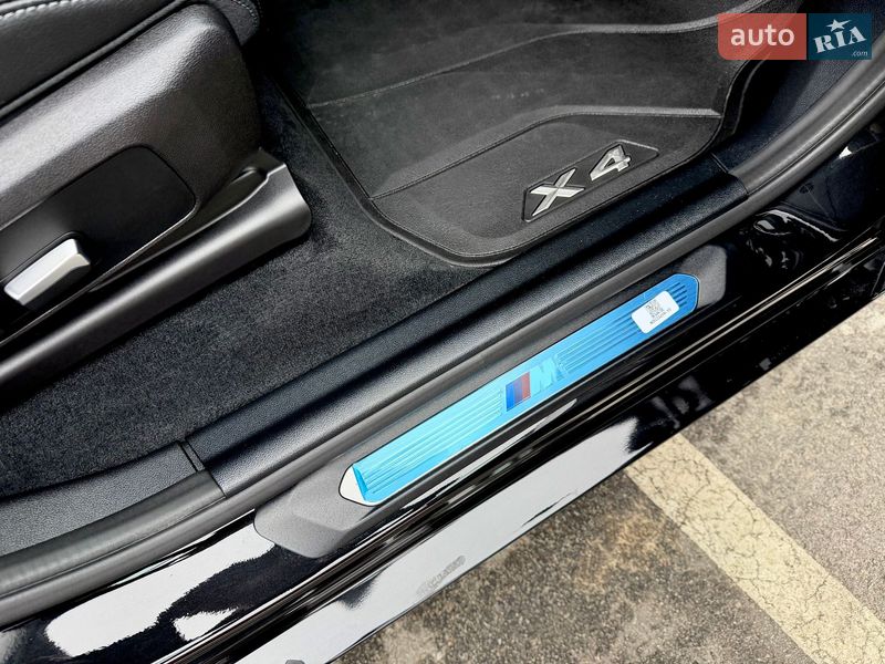 Внедорожник / Кроссовер BMW X4 2022 в Киеве