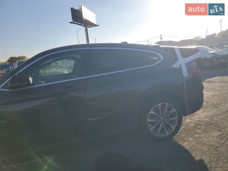 Внедорожник / Кроссовер BMW X4 2019 в Киеве