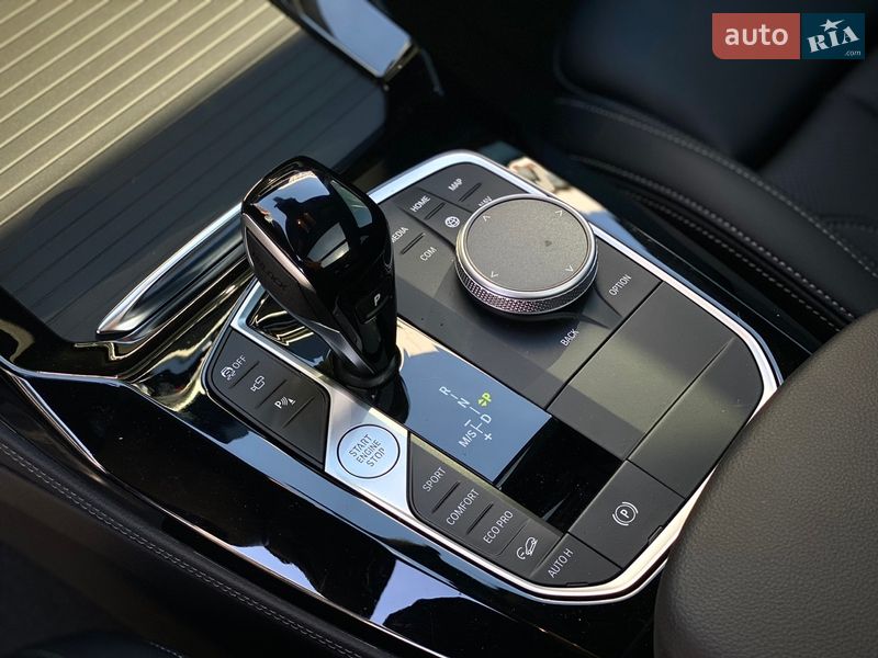 Внедорожник / Кроссовер BMW X4 2024 в Киеве